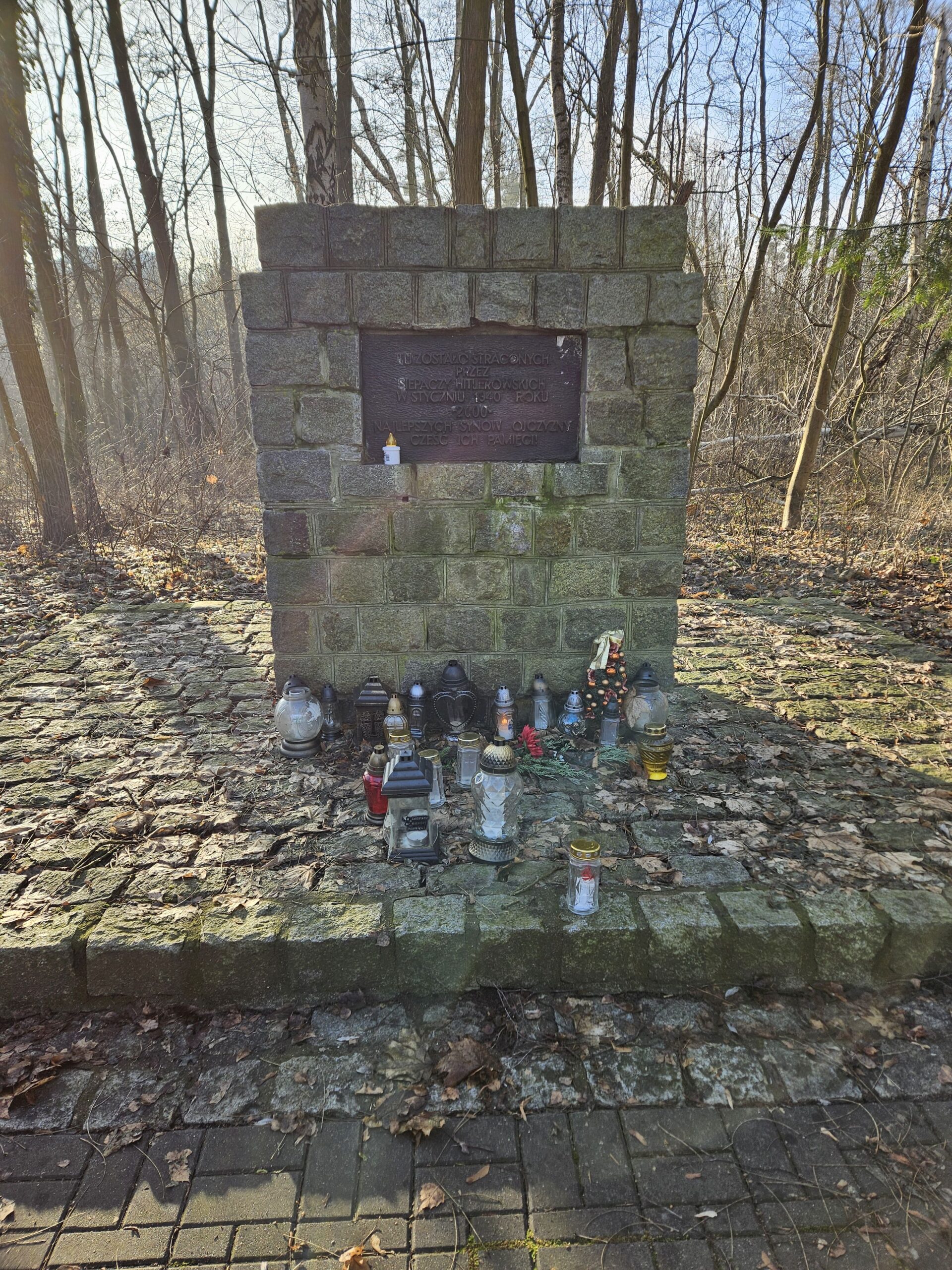 Pomnik ofiar fortu VII nad Rusałką