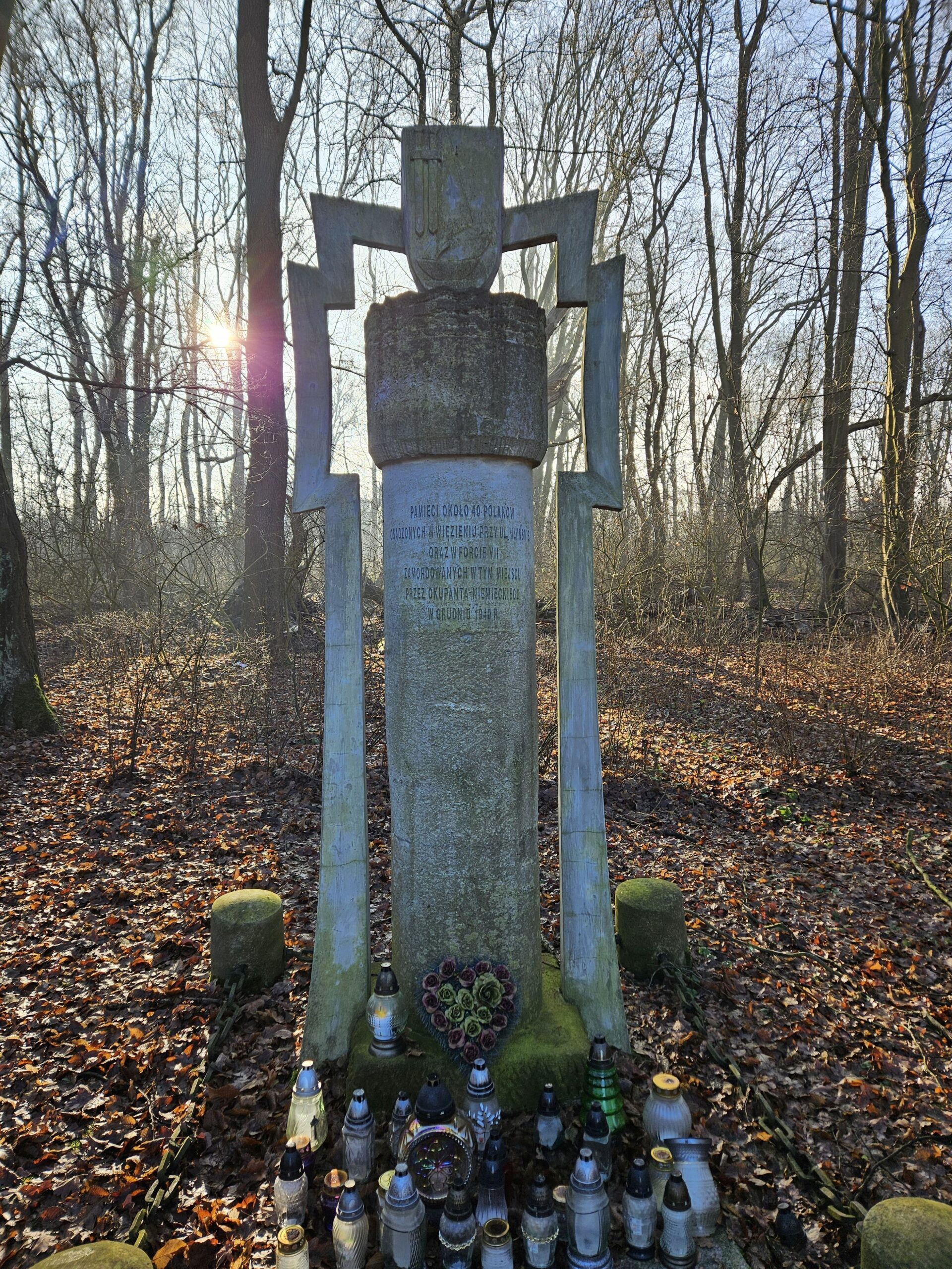 Pomnik ofiar fortu VII nad Rusałką