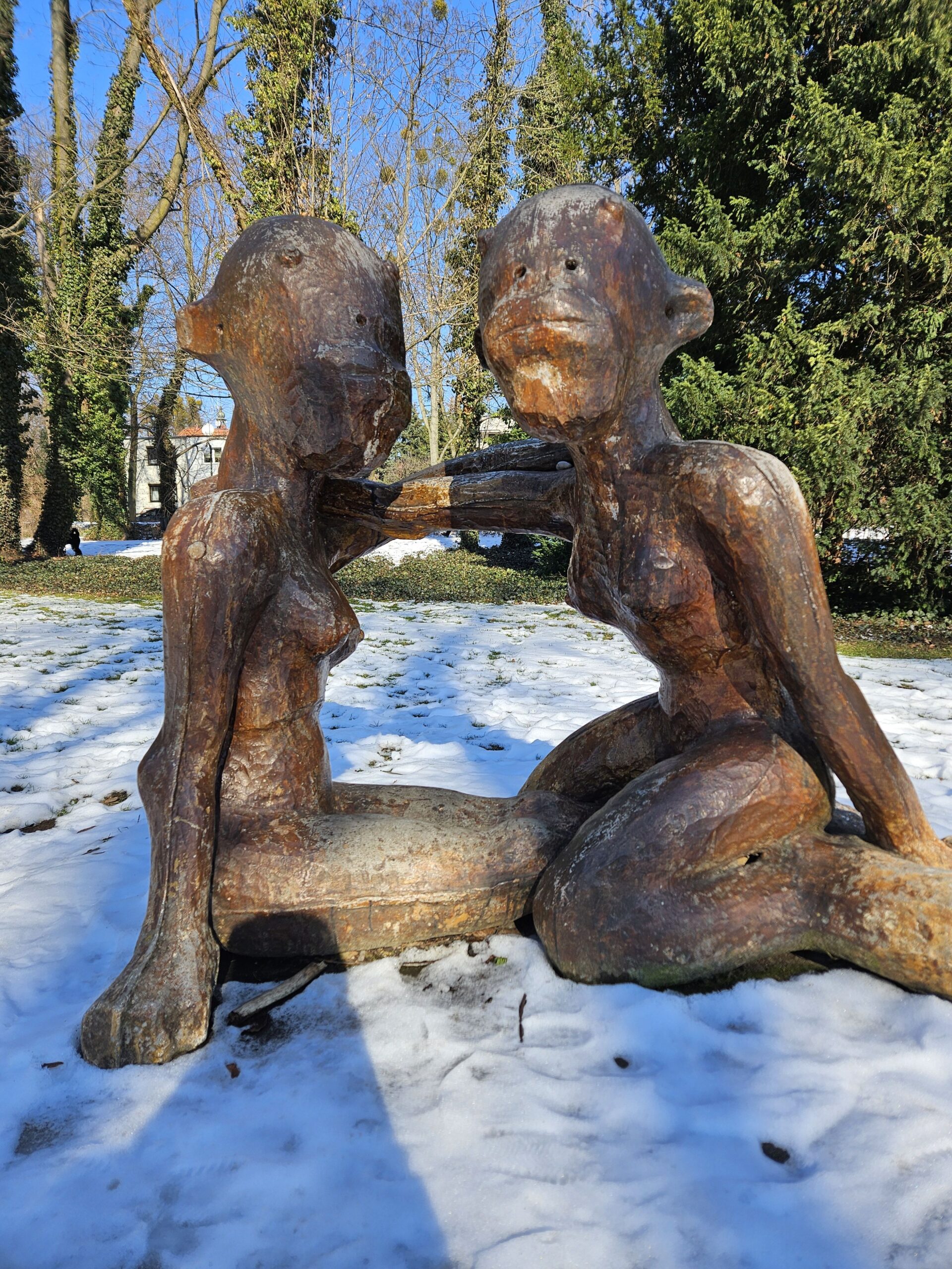 "Dwie kobiety", Park Sołacki